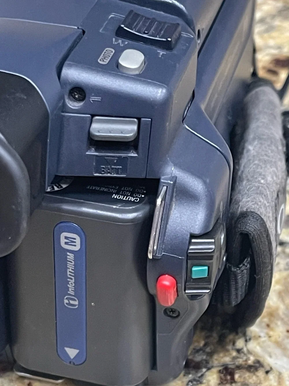 Sony DCR-TRV250 Digital8 Handycam camcorder